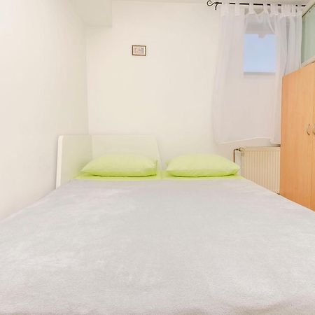 Apartments Anita Summer Vodice Bagian luar foto