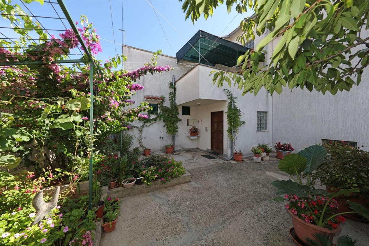 Apartments Anita Summer Vodice Bagian luar foto